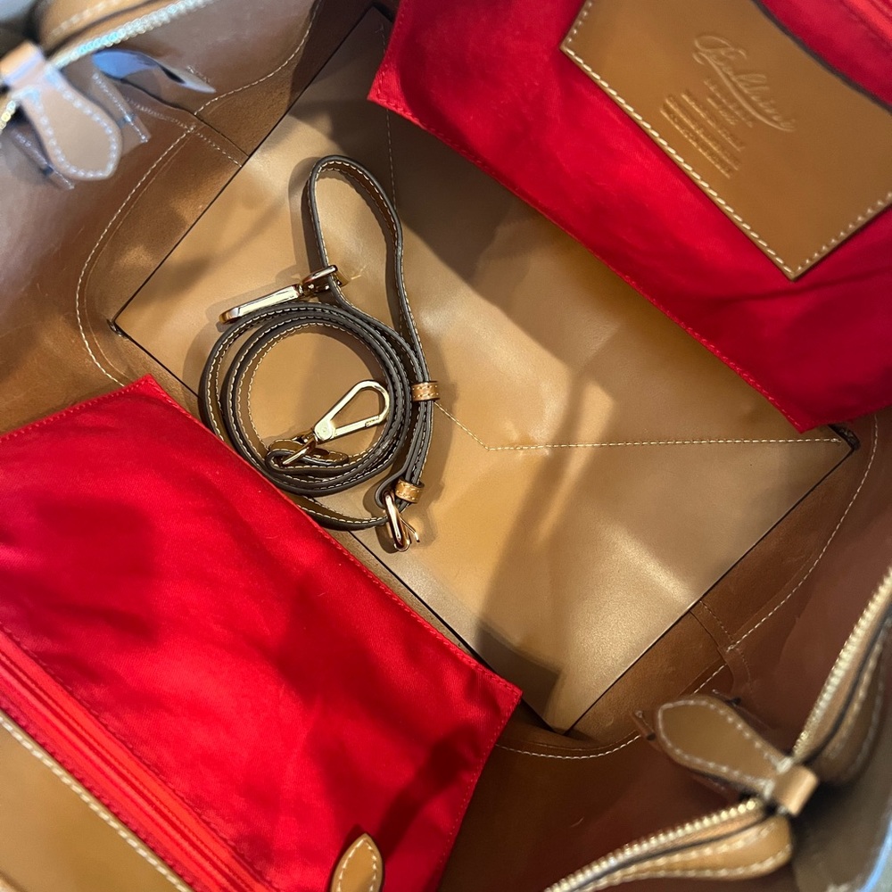 Elegant Boldrini Brown Leather Tote Bag - Picture 2 of 5
